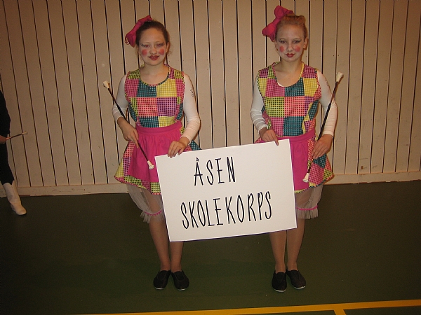 Jenny og Anna  (duett aspirant TM 2012.)